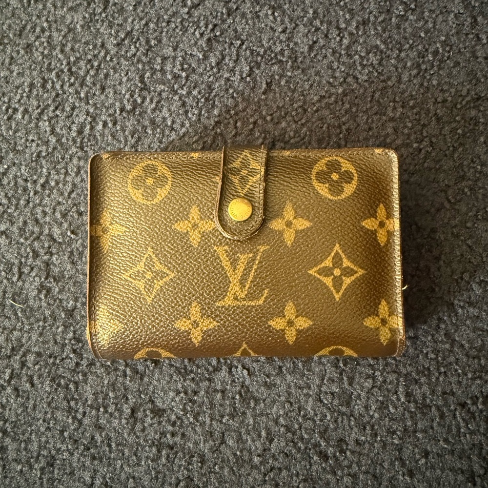Louis Vuitton Monogram Canvas Key Holder